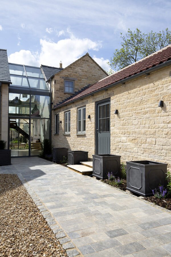 Burford Grey Paving Stone - Image 5